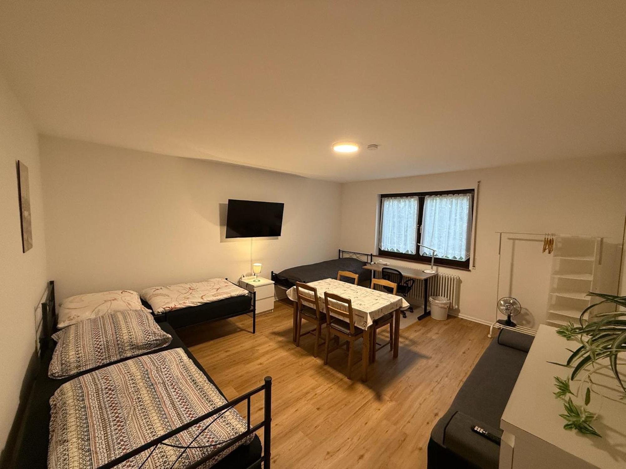 Big, Cosy And Central Apartment Karlsruhe Exterior photo